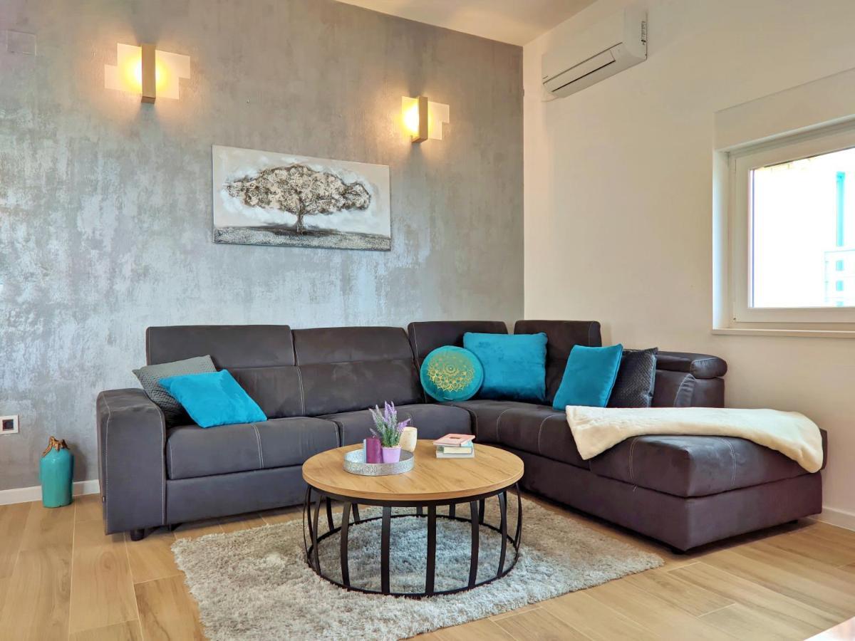 Luxury Sunrise Jacuzzi Apts, 50 M From The Beach Kali Exterior photo