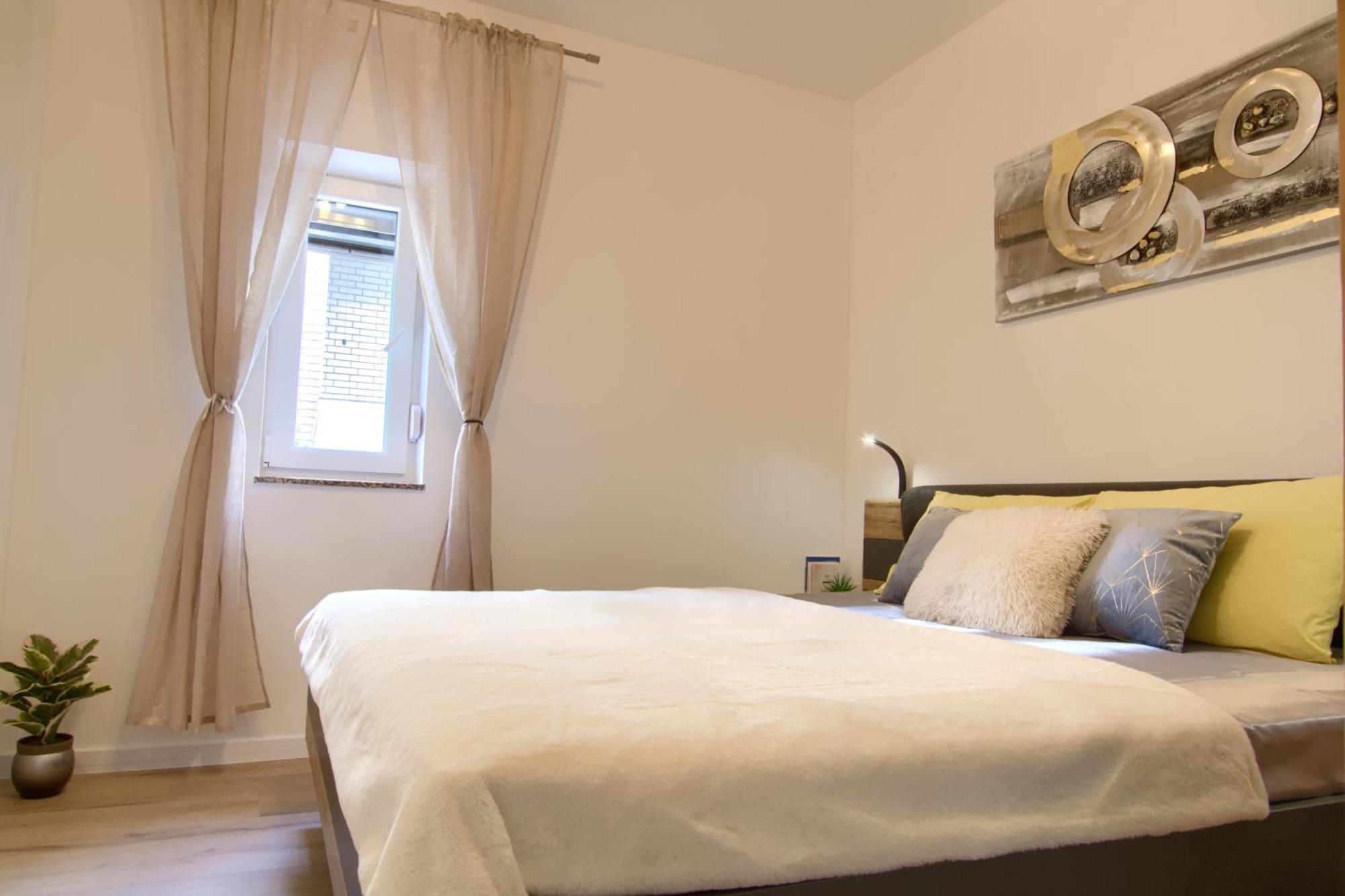 Luxury Sunrise Jacuzzi Apts, 50 M From The Beach Kali Exterior photo