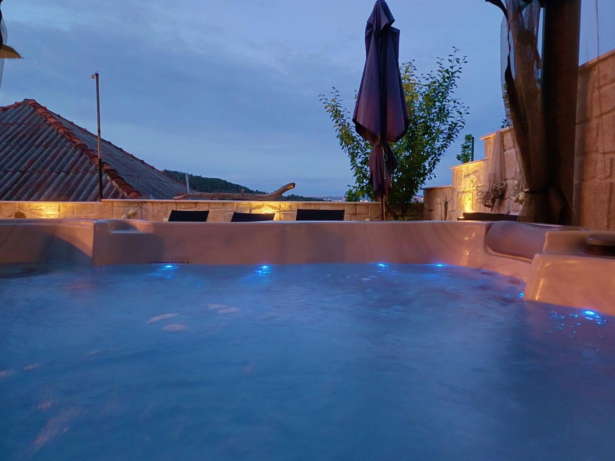Luxury Sunrise Jacuzzi Apts, 50 M From The Beach Kali Exterior photo